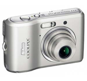 Цифровая фотокамера Nikon Coolpix L16 Silver