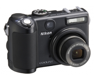 23 Nikon Coolpix P5100