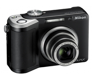   Nikon Coolpix P60