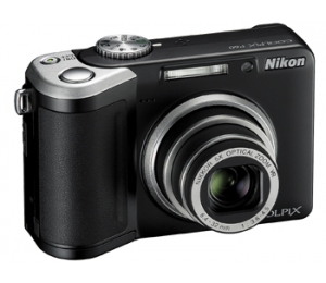 Цифровая фотокамера Nikon Coolpix P60