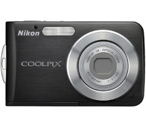 23 Nikon Coolpix S210 Black