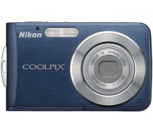23 Nikon Coolpix S210 Blue