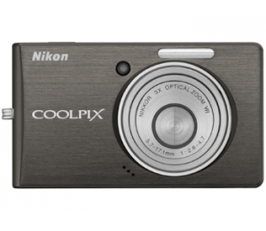 23 Nikon CoolPix S510 Black
