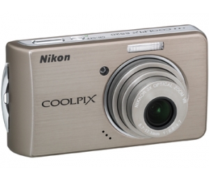 23 Nikon Coolpix S520 Bronze