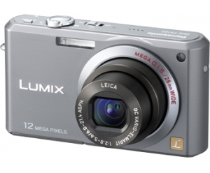 15 Panasonic Lumix DMC-FX100 Silver
